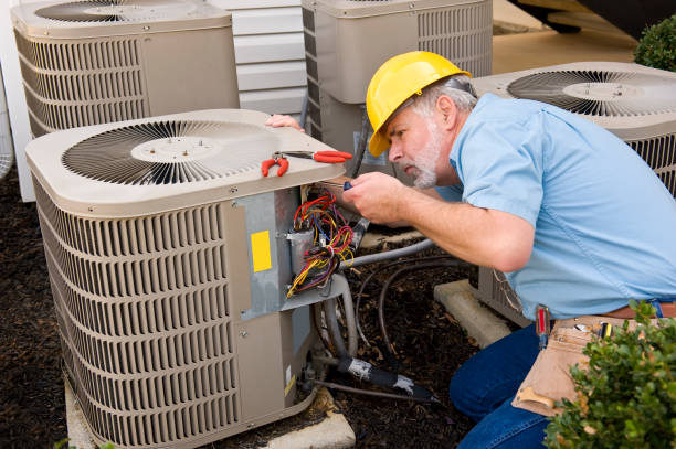 Best HVAC service technicians  in Saylorville, IA